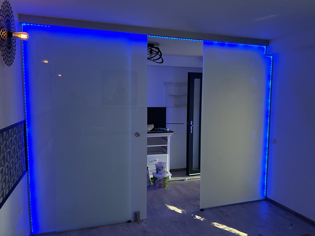 Uși Din Sticlă <br>Cu Sisteme De Glisare 