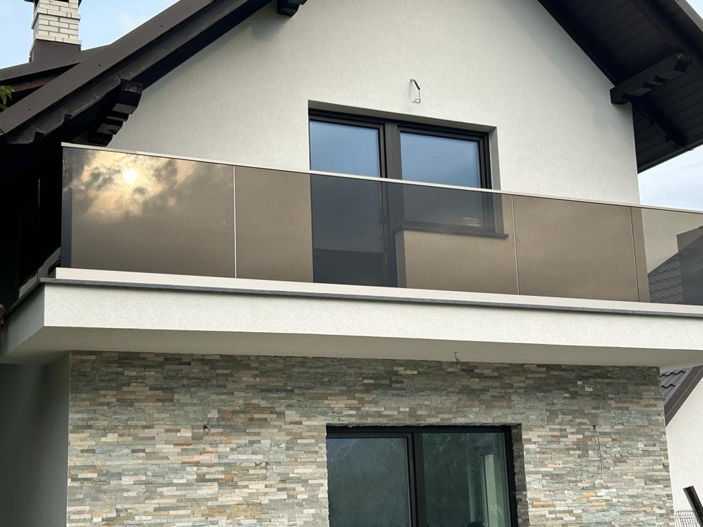 Balustarde de Sticlă